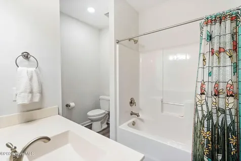 207 Fullford Lane Wilmington NC 28412