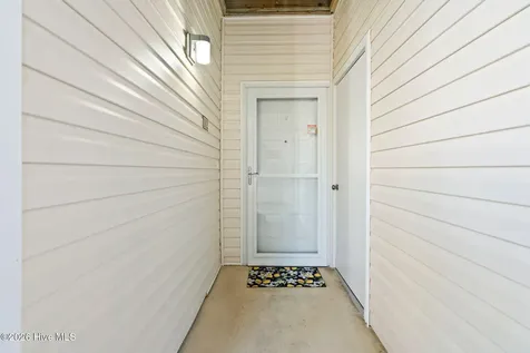 207 Fullford Lane Wilmington NC 28412