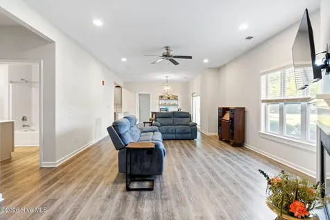 207 Fullford Lane Wilmington NC 28412