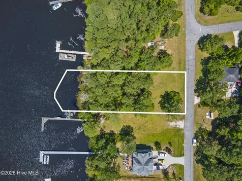 5202 Bucco Reef Road New Bern NC 28560