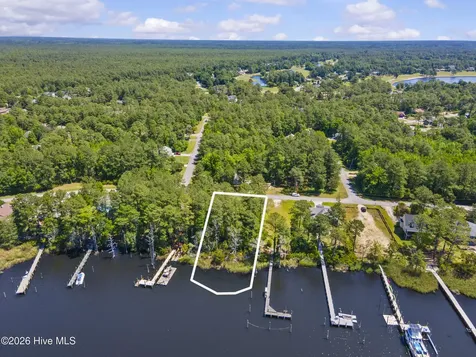 5202 Bucco Reef Road New Bern NC 28560
