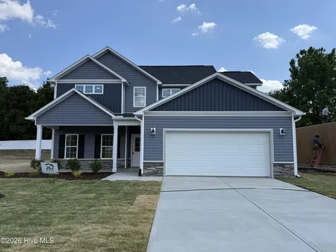 75 Crossvine Street Selma NC 27576
