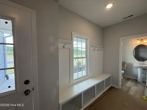 75 Crossvine Street Selma NC 27576