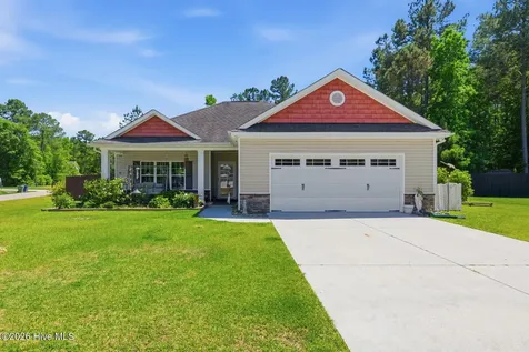 801 Little Cardinal Court Jacksonville NC 28540