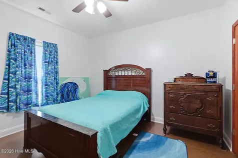 801 Little Cardinal Court Jacksonville NC 28540