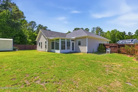 801 Little Cardinal Court Jacksonville NC 28540
