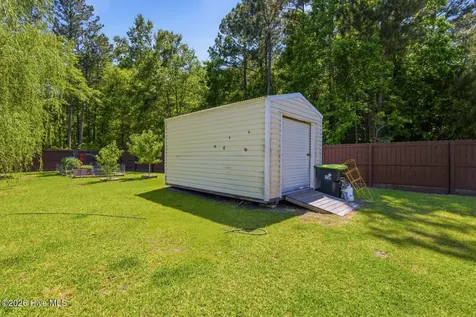 801 Little Cardinal Court Jacksonville NC 28540