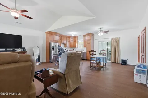 801 Little Cardinal Court Jacksonville NC 28540