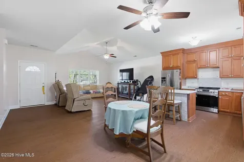 801 Little Cardinal Court Jacksonville NC 28540