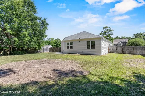 109 Mardella Way Holly Ridge NC 28445