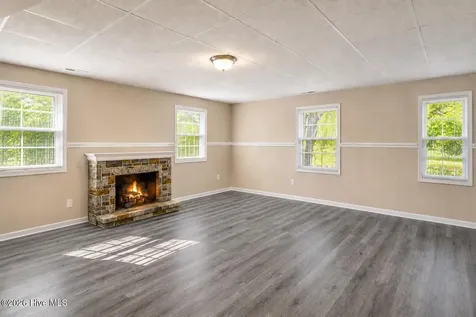2803 Shade Tree Drive Fayetteville NC 28306