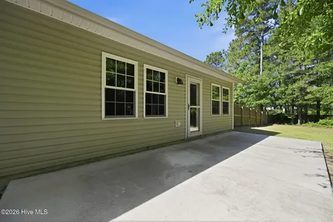 100 Old Dock Landing Road Sneads Ferry NC 28460