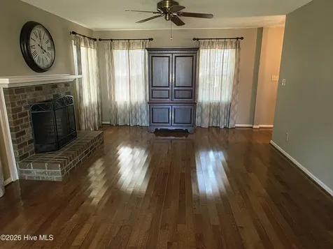 2558 Old Lumberton Road Whiteville NC 28472