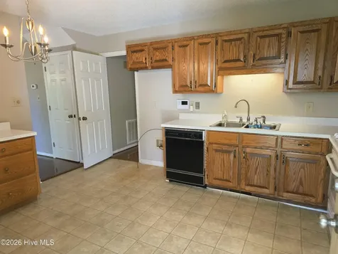 2558 Old Lumberton Road Whiteville NC 28472