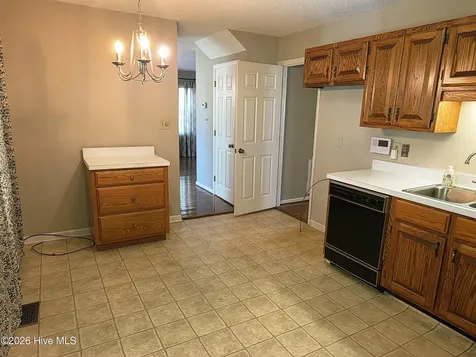2558 Old Lumberton Road Whiteville NC 28472