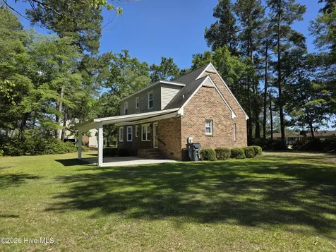 2558 Old Lumberton Road Whiteville NC 28472