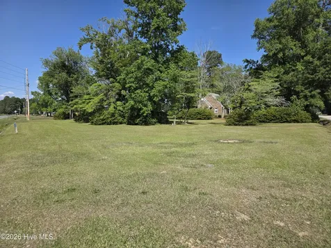 2558 Old Lumberton Road Whiteville NC 28472