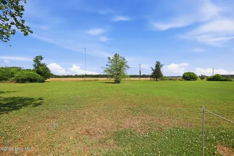 598 Hardy Road Snow Hill NC 28580