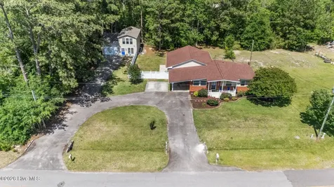 113 Willetts Drive Boiling Spring Lakes NC 28461