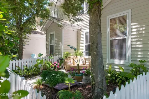 5813 Wrightsville Avenue Wilmington NC 28403