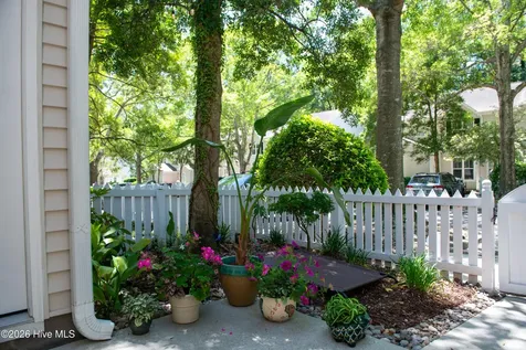 5813 Wrightsville Avenue Wilmington NC 28403
