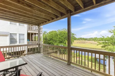 105 A Bay Drive Surf City NC 28445