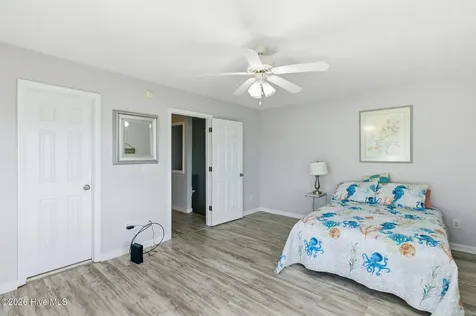 105 A Bay Drive Surf City NC 28445