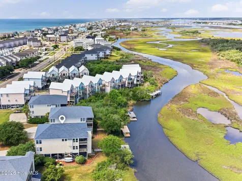 105 A Bay Drive Surf City NC 28445