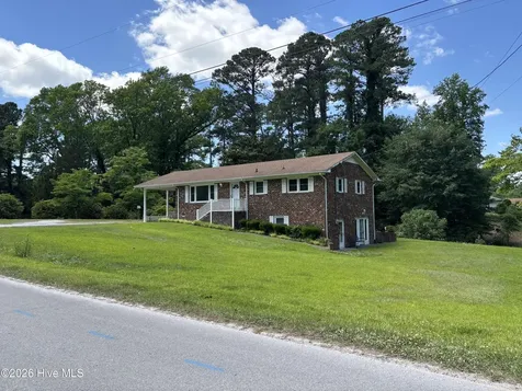 312 Neuse Cliffs Road New Bern NC 28560