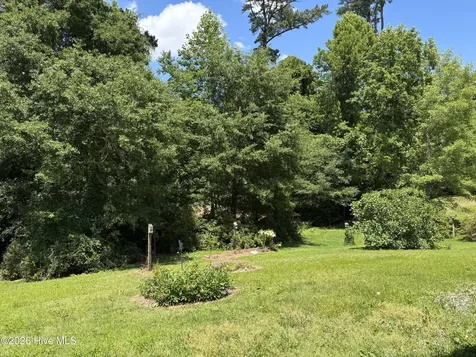 312 Neuse Cliffs Road New Bern NC 28560