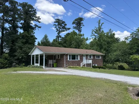 312 Neuse Cliffs Road New Bern NC 28560