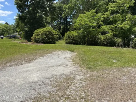 312 Neuse Cliffs Road New Bern NC 28560