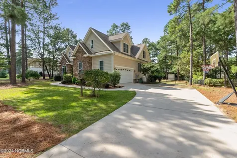 108 Hammerstone Circle Whispering Pines NC 28327