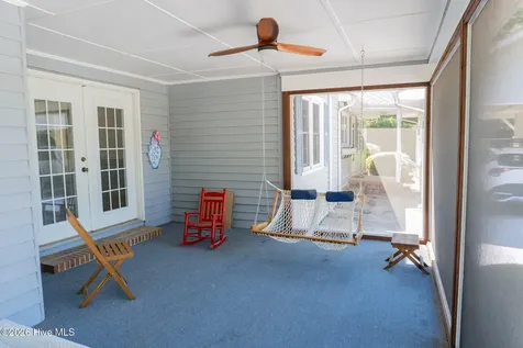 512 S Ashe Street Bladenboro NC 28320