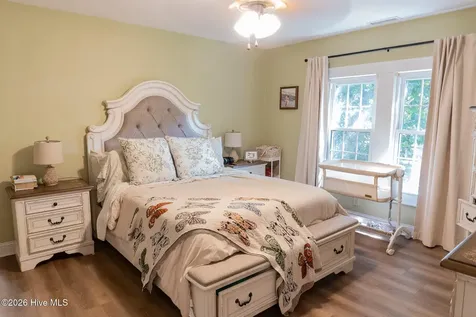 512 S Ashe Street Bladenboro NC 28320