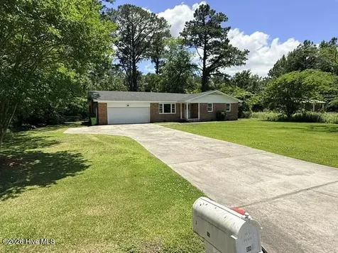 409 Hardy Avenue New Bern NC 28560