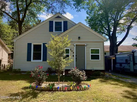 303 E 11th Street Washington NC 27889