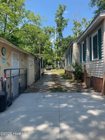 303 E 11th Street Washington NC 27889