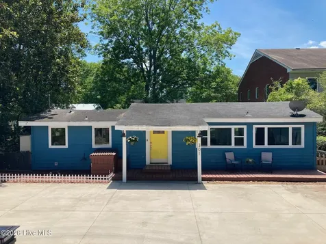 303 E 11th Street Washington NC 27889