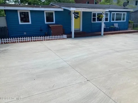 303 E 11th Street Washington NC 27889