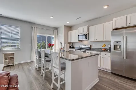 6531 Shark Tooth Trail Wilmington NC 28412