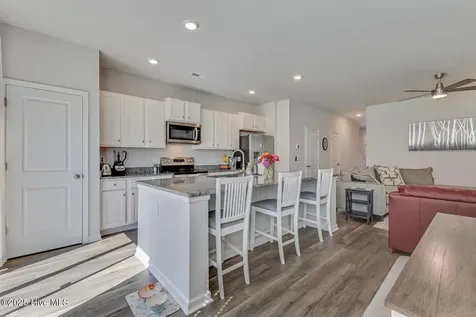 6531 Shark Tooth Trail Wilmington NC 28412