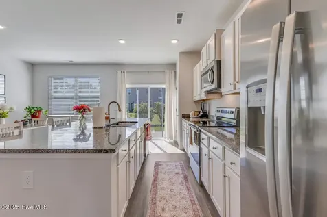 6531 Shark Tooth Trail Wilmington NC 28412