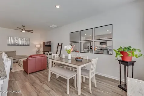 6531 Shark Tooth Trail Wilmington NC 28412