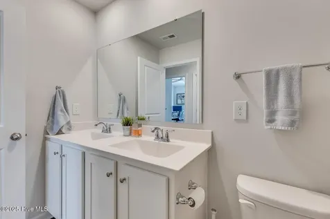 6531 Shark Tooth Trail Wilmington NC 28412