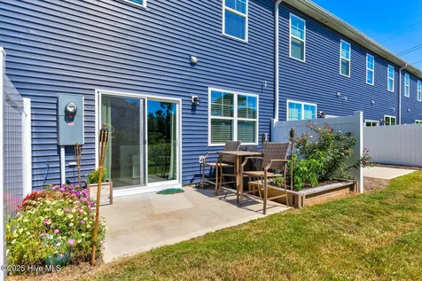 6531 Shark Tooth Trail Wilmington NC 28412