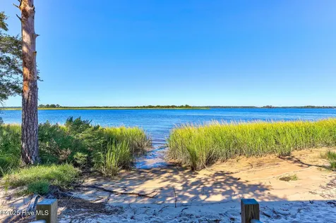 6531 Shark Tooth Trail Wilmington NC 28412
