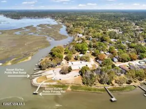 554 Captains Court SE Bolivia NC 28422