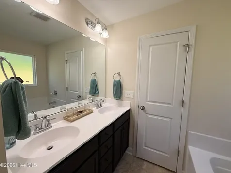 305 Agatha Court Jacksonville NC 28540