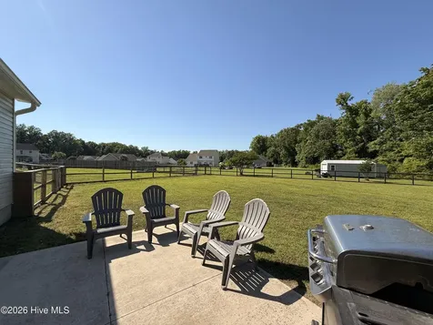 305 Agatha Court Jacksonville NC 28540